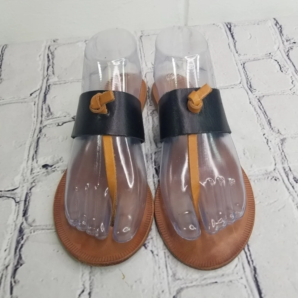 Joie a la plage Nice flat black tan leather thong sandals